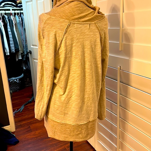 FP Beach Free People Cowell, neck sweatshirt - Picture 4 of 4